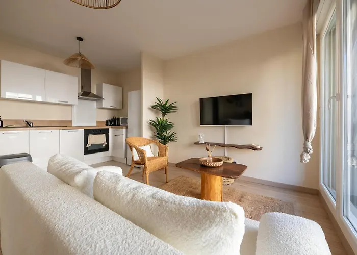 Bali Train Station - M2 Appartement