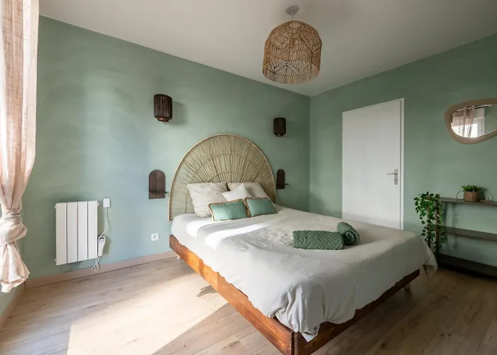 Bali Train Station - M2 Appartement Montévrain