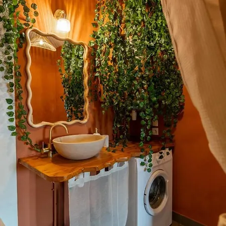 Bali Train Station - M2 Apartman Montévrain