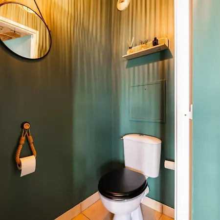 Bali Train Station - M2 Daire Montévrain