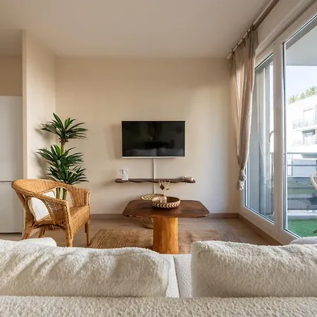 Apartman Bali Train Station - M2