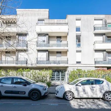 Daire Bali Train Station - M2 Montévrain